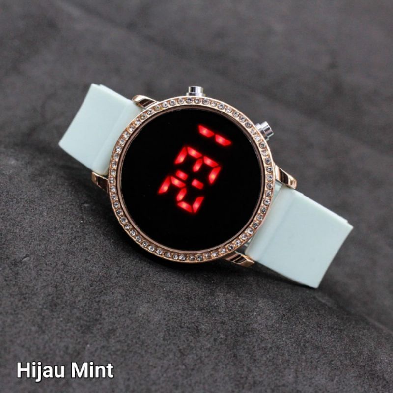 Jam tangan wanita cewek LED Digital watch ring permata Diamond 3228 tali rubber / jam led Digital permata