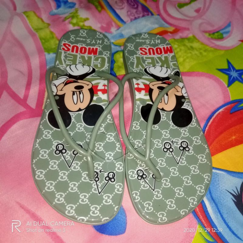 sandal jepit wanita  lucu