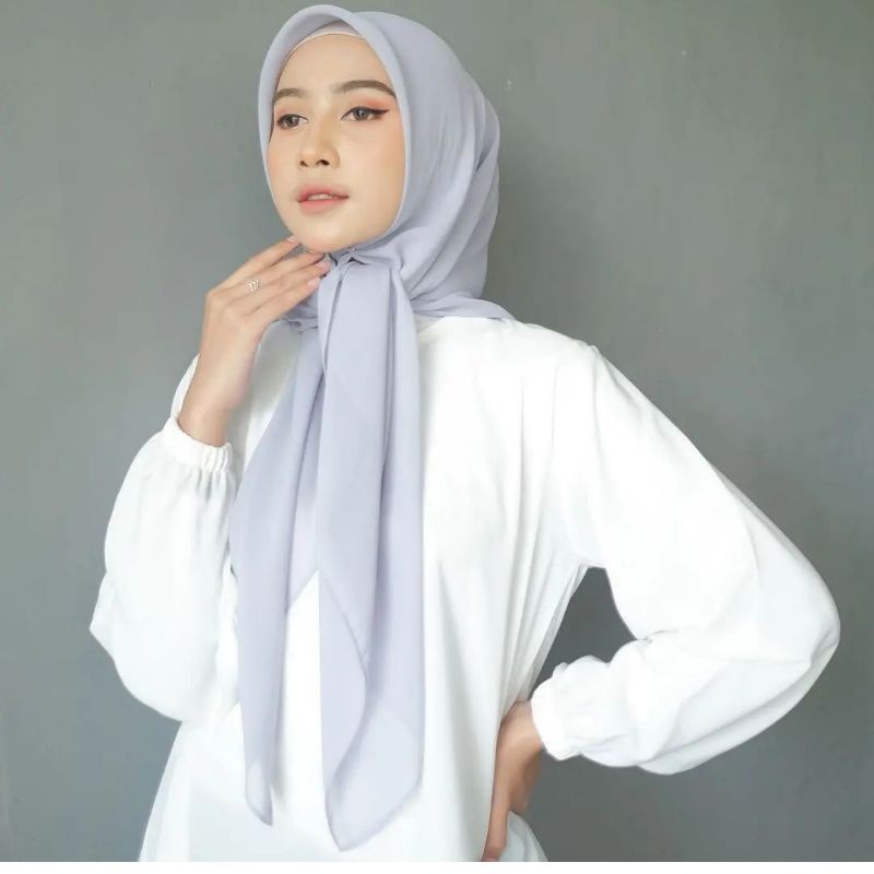 Jilbab Kerudung Hijab Tudung Segiempat Paris Premium Pinggiran Kelim Ukuran 115x115 cm