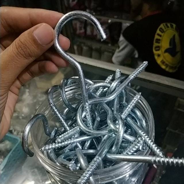 Gantungan plafon ukuran besar