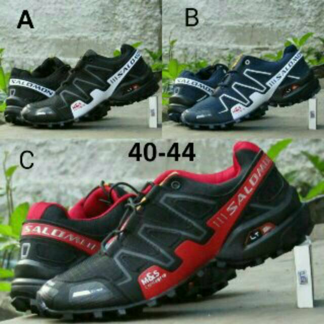 Sepatu gunung salomon adventure hiking