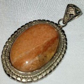 liontin batu akik pancawarna garut