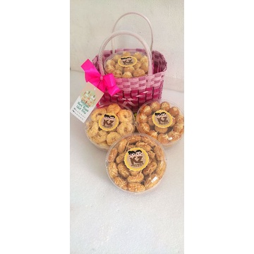 

PAKET HAMPERS KUE KERING ISI 3 TOPLES 250GR - HAMPERS KUE KERING LEBARAN - HAMPERS LEBARAN - PAKET KUE LEBARAN - KUE KERING LEBARAN