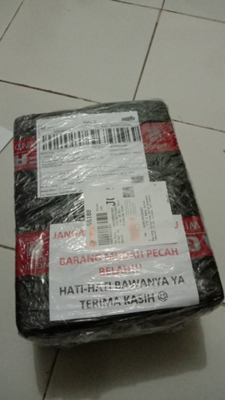 Tumbler Botol Minum Kado Gift Souvenir Wisuda Graduation Wanita Hijab Go Green Gelas