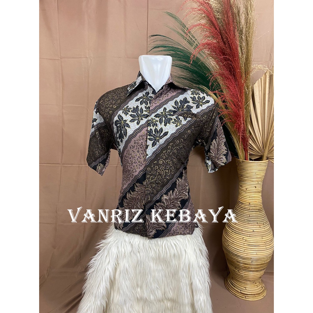 KEMEJA PENDEK BATIK / KEMEJA BATIK KEBAYA / KEMEJA BATIK LENGAN PENDEK / BATIK PRIA LENGAN PENDEK / BATIK PRIA / BATIK LENGAN PENDEK / BATIK COWOK TERBARU