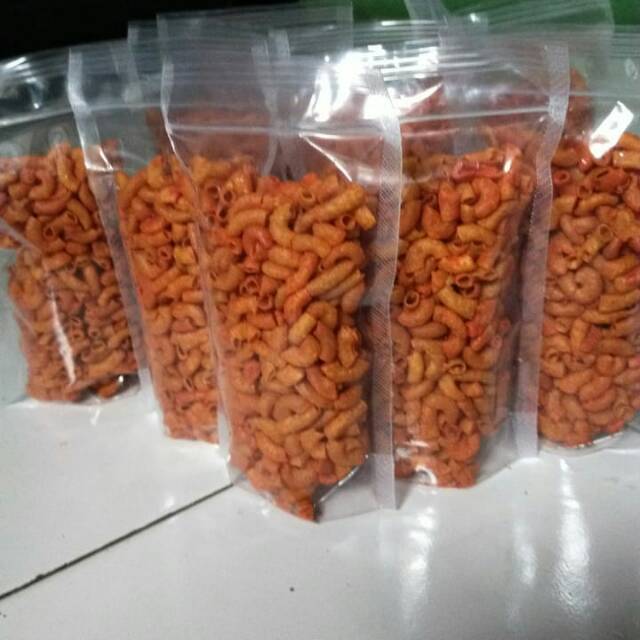 

Makaroni pedas rasa nasi goteng