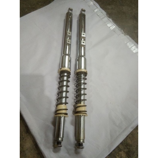 Shockbreaker depan shock depan plus tabung Skok botom tabung as Suzuki A1005 A100-5