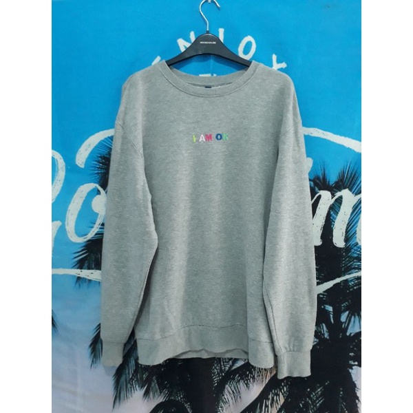 Crewneck H&M Division