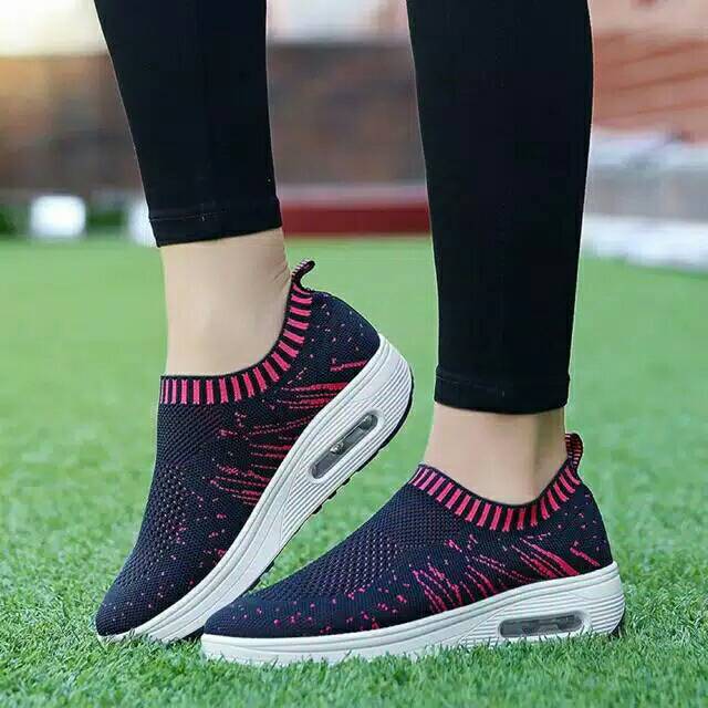 Sepatu Sneaker Shoes/sepatu wanita/sepatu tanpa tali
