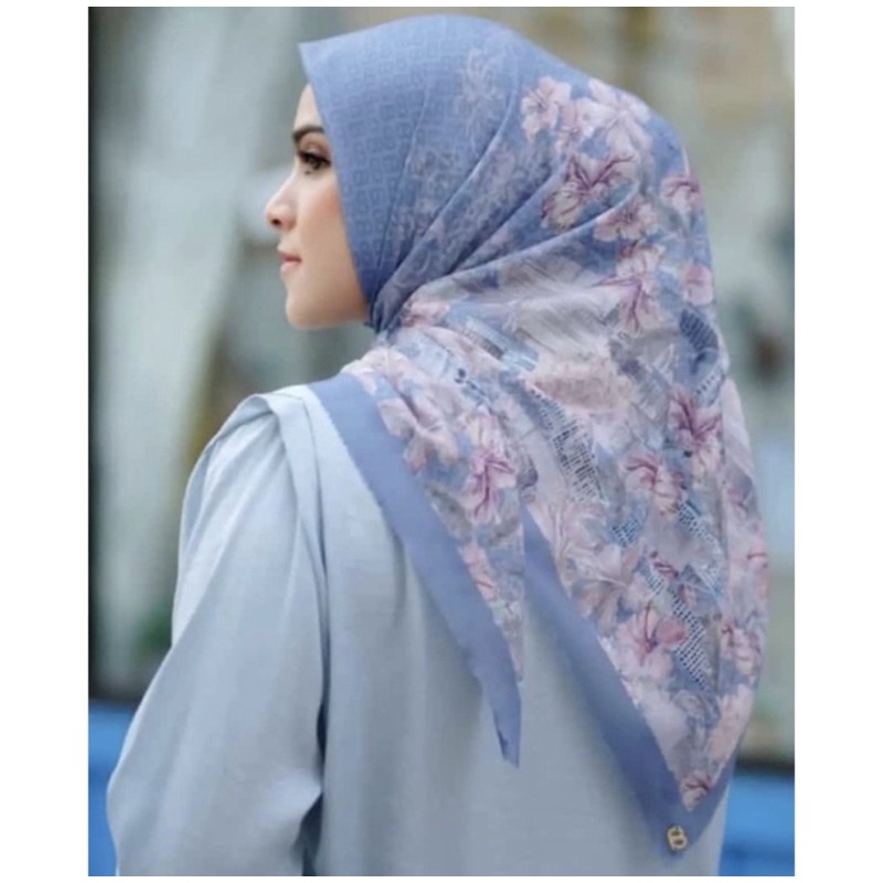 Buttonscarves malaya series sky