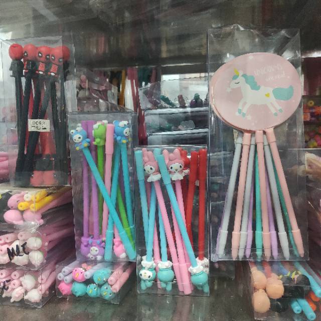 

Pulpen karakter lucu unik murah/ pen gel emogi lampu