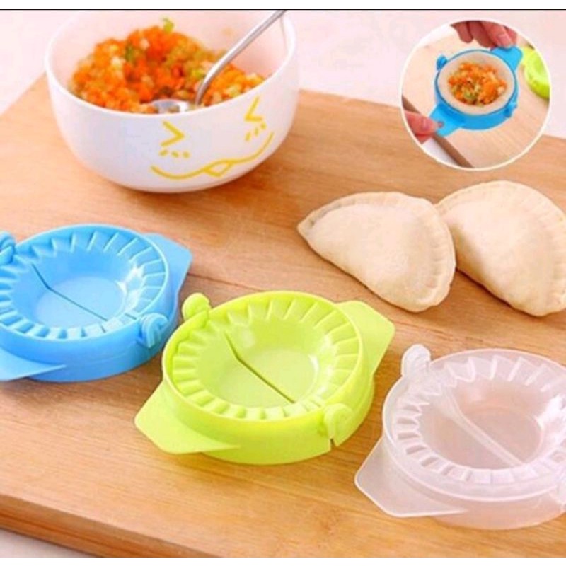 CETAKAN PANGSIT PASTEL DUMPLING GYOZA MOLD MOLDING