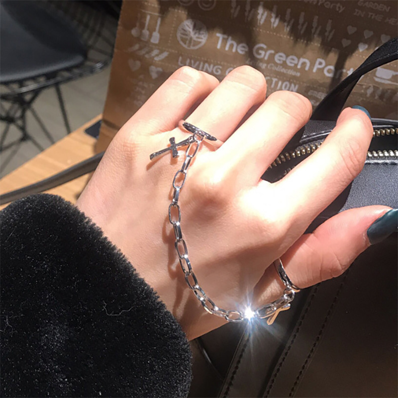 YEEZII Set Cincin Model Rantai Silang Terbuka Dapat Disesuaikan Warna Silver Gaya Korea Untuk Wanita