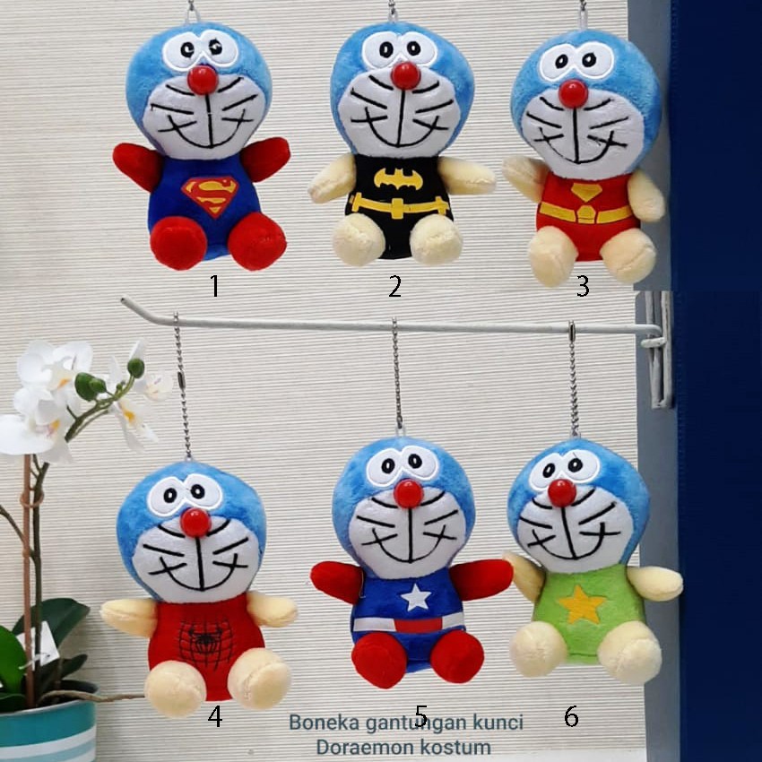 Gantungan kunci Keychain Boneka doraemon florist bucket souvenir kapten batman superman spiderman