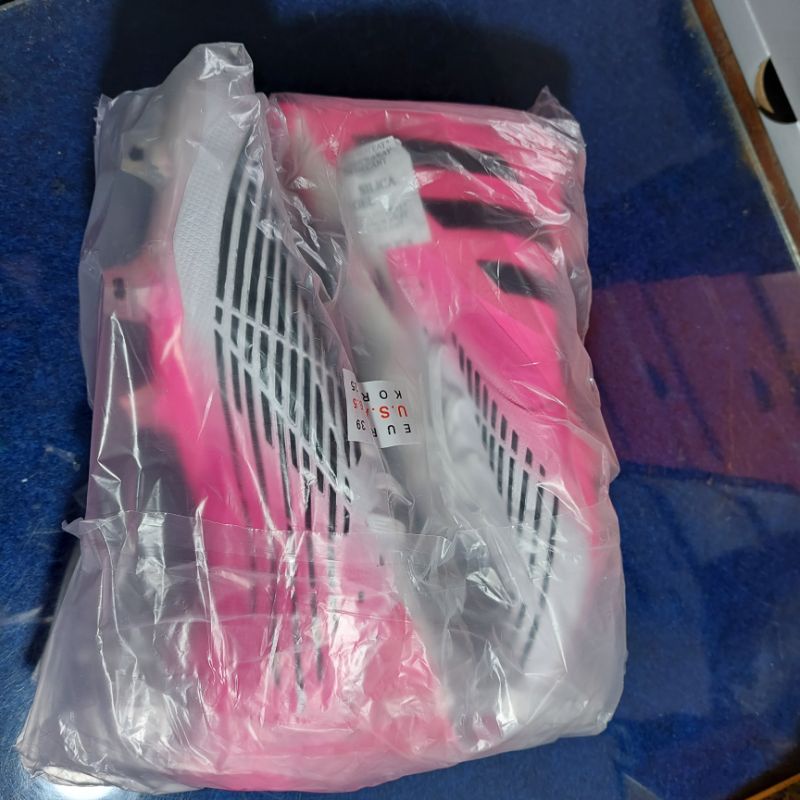 Sepatu Sepak Bola Soccer Adidas Predator Edge .1 FG - Solar Pink Black White