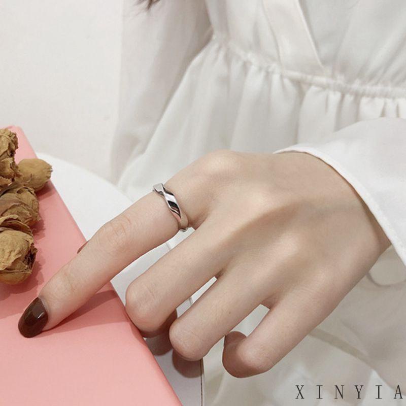 Cincin Model Terbuka Gaya Vintage Punk Bentuk Twist