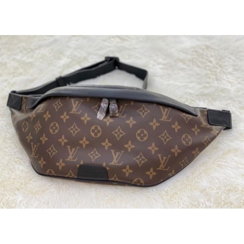 tas LV discovery bumbag monogram canvas 37cm