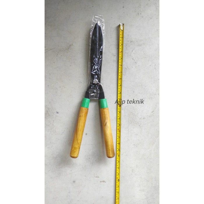 Termurah Gunting Rumput gagang kayu berkualitas bagus kuat
