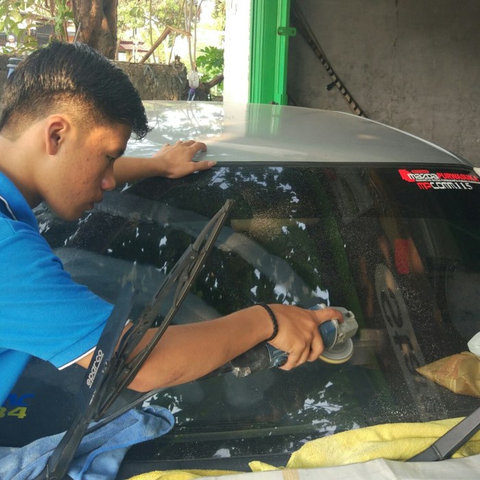 Jasa Poles Kaca Mobil Baret Wifer