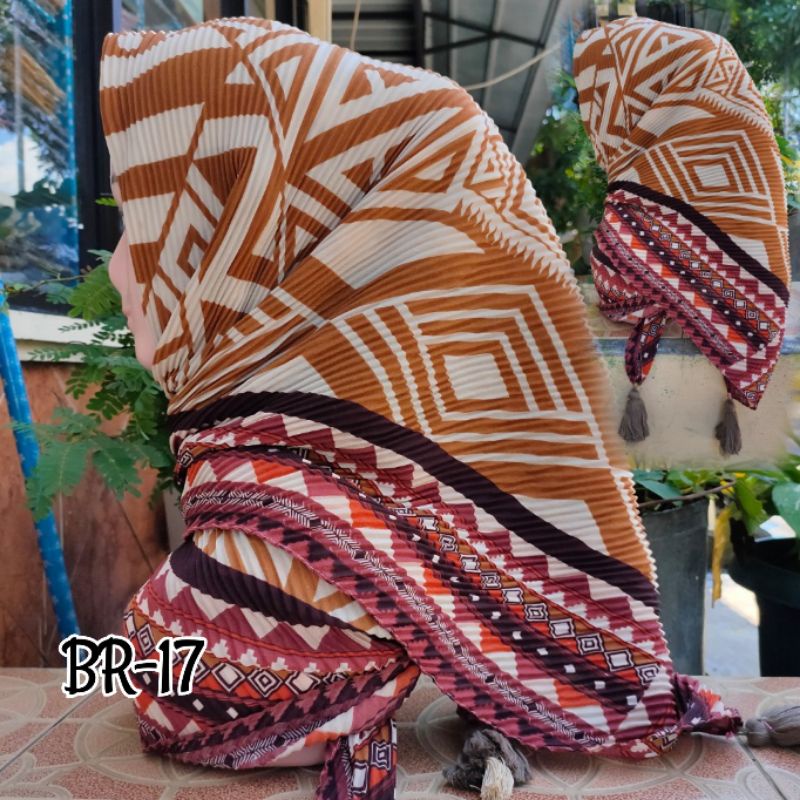 SEGIEMPAT PLISKET MOTIF JAMBUL BRANDED / JILBAB SEGIEMPAT PLISKET / SEGIEMPAT PLISKET / SEGIEMPAT VOAL / JILBAB JAMBUL-BR-17