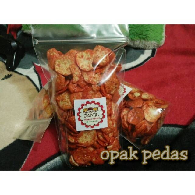 

Kripik Opak pedes pouch