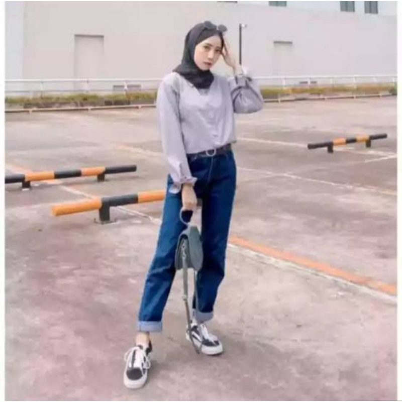 Baggy Boyfriend Jeans Wanita Snow Wash Jumbo Boyfriend Jeans Plain Premium