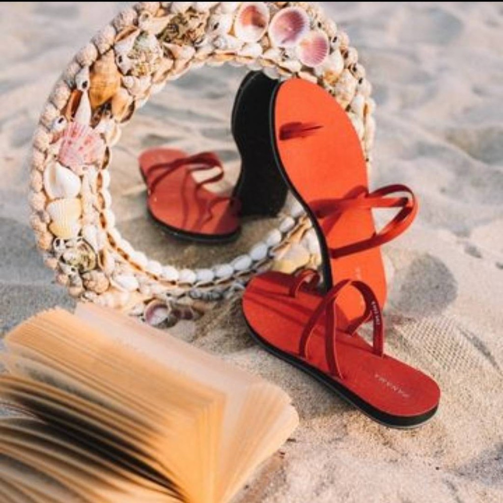 Sandal Panama Jepit 'ELLA' Cewek | Sendal Kulit, Sendal Jepit, Sendal Cewek, Sendal Wanita