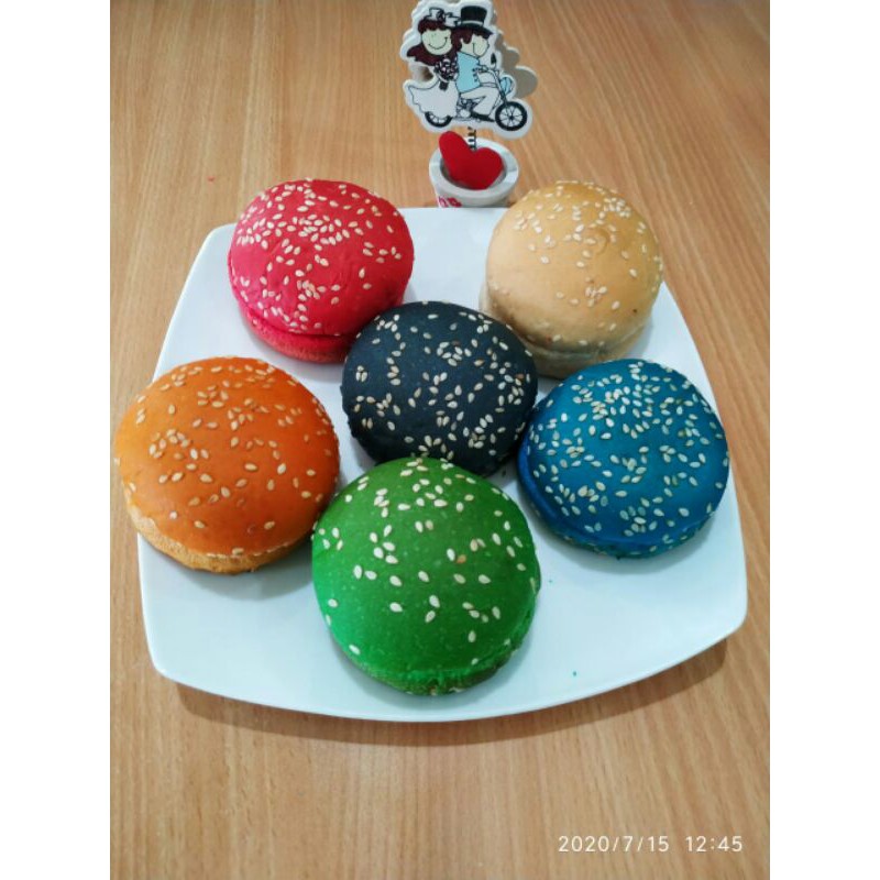 

Roti Burger Mini Warna Warni Diameter 7cm 1pcs