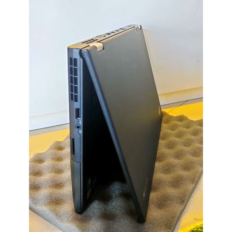 Laptop  Lenovo Thinkpad  T420s core i5/Ram 4gb/320hdd/BERGARANSI