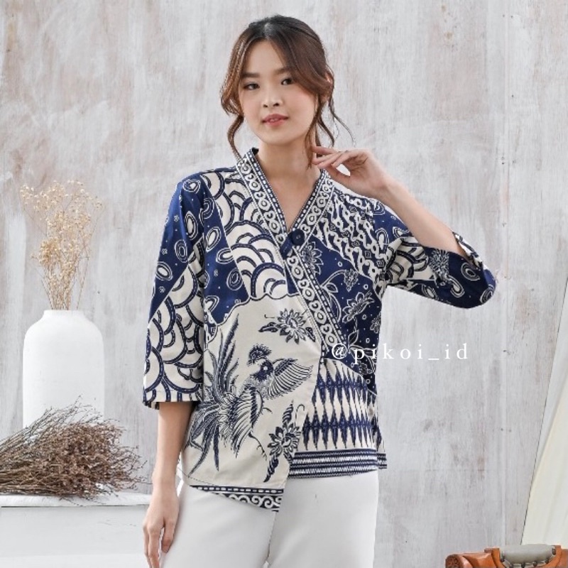 Baju batik wanita / batik modern / atasan batik wanita murah / blouse batik cewe / batik kantor 262