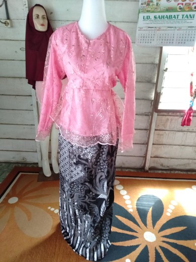 Promo Termurah Sarimbit  Keluarga | Nayaka Batik-couple Annabel Pinguin Tille Lengan Panjang