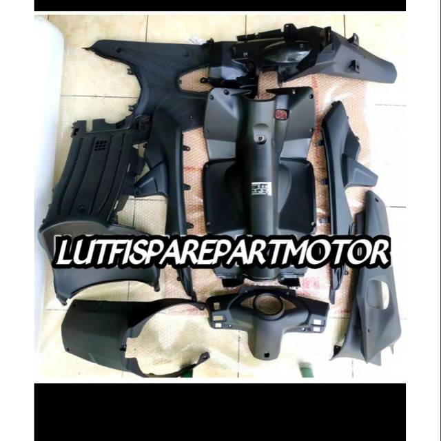 Full set body kasar Vario 110 karbu lama