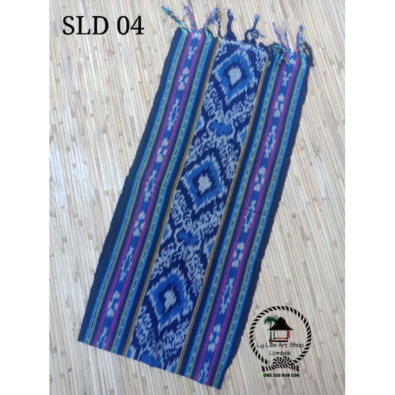 Selendang tenun-1