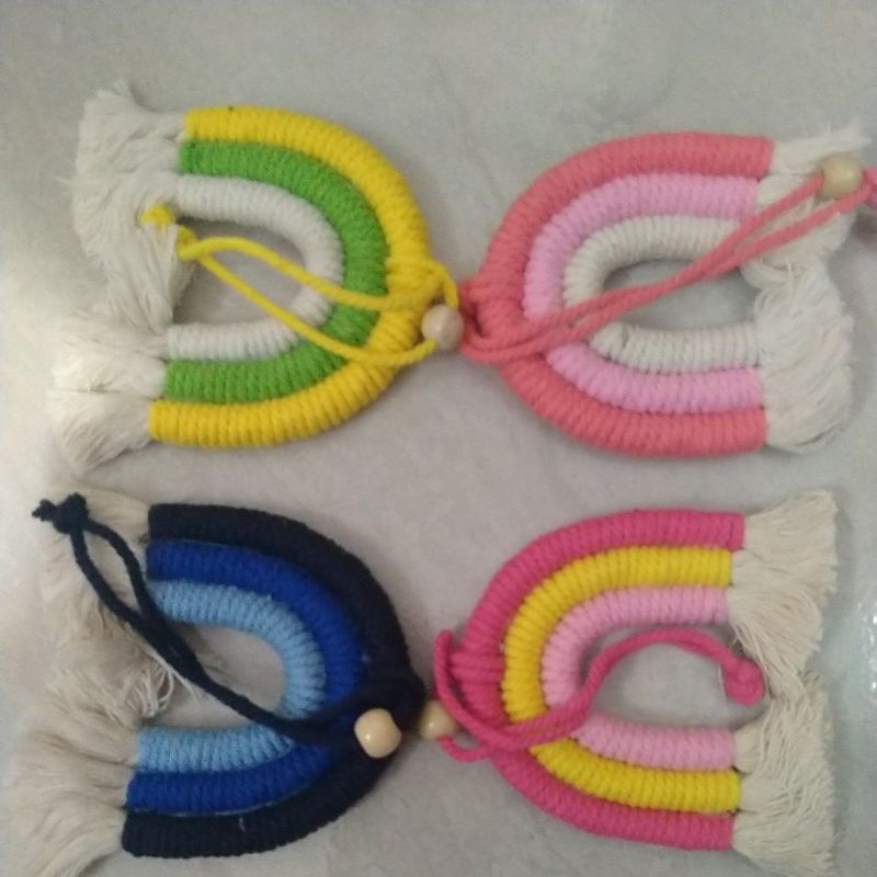 Gantungan tas jali pelangi