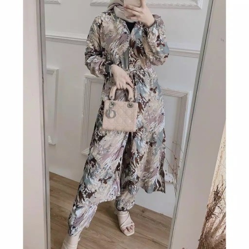 Merak Putih Pendek Kemeja Batik Pria Full Furing Bahan Katun Halus Sragenan