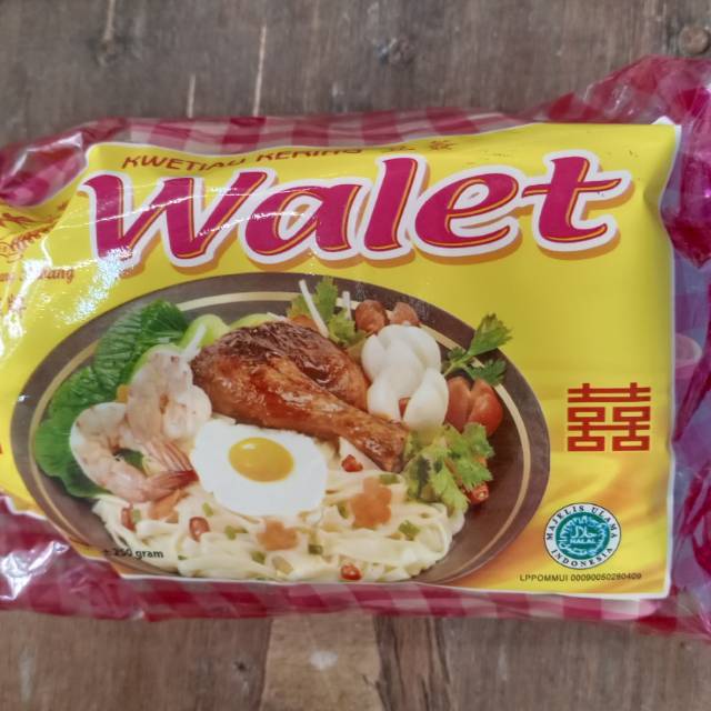 

Kwetiau kering walet