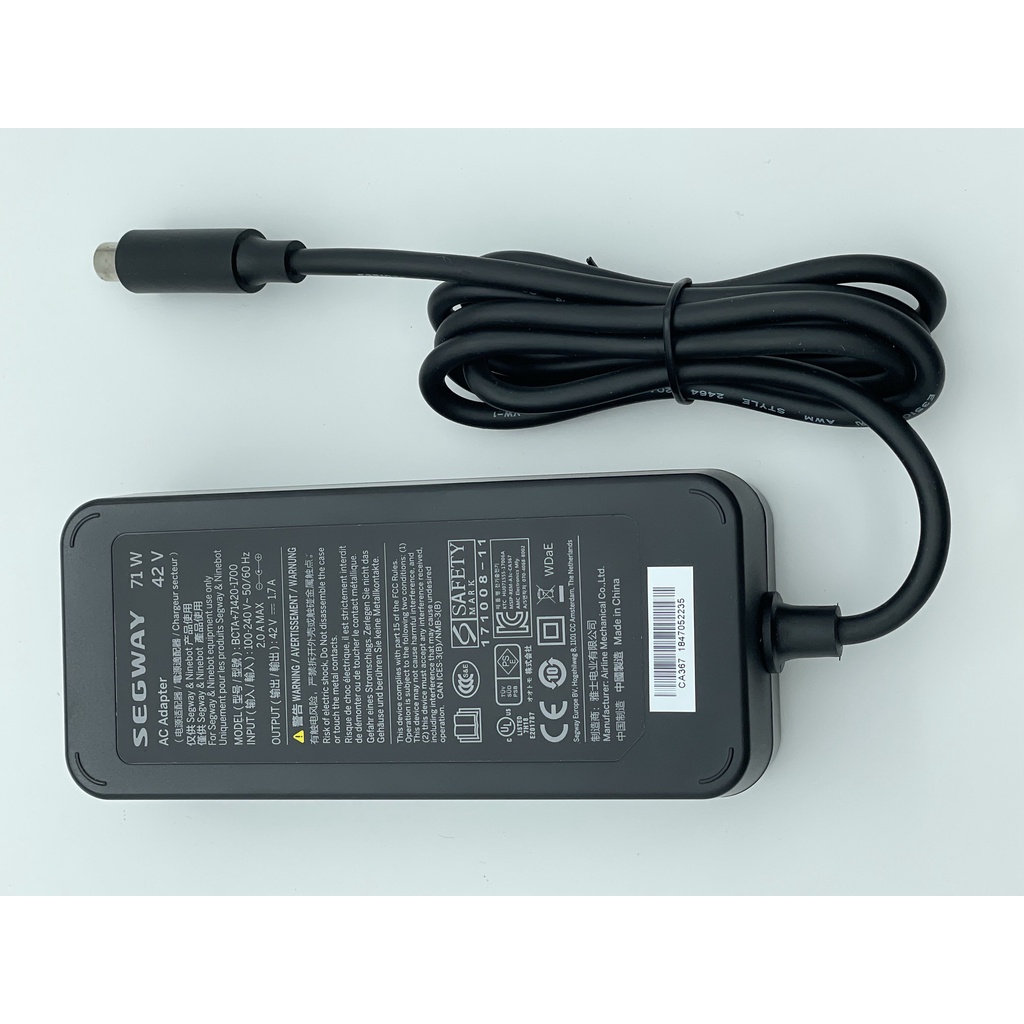 SEGWAY NINEBOT CHARGER 42V 1.7A ORIGINAL  MIJIA XIAOMI GRAB WHEELS SCOOTER  SKUTER LISTRIK LIPAT  PART