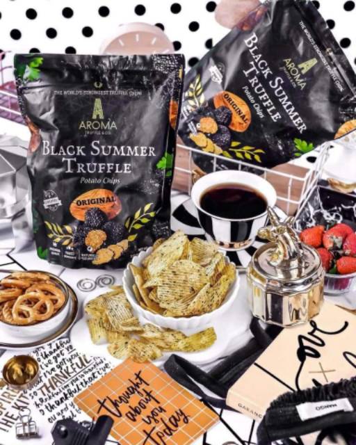 Keripik kentang Aroma Black Summer Truffle Potato Chips