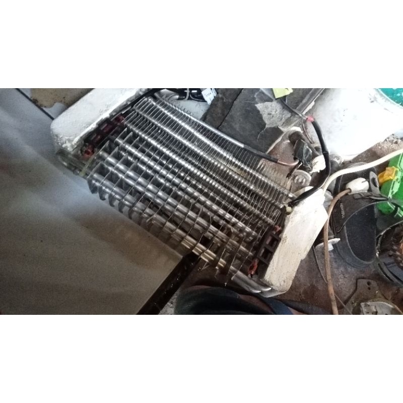 evaptor kulkas dua pintu