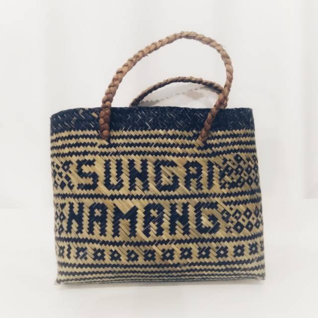 Tas Purun  Anyaman jinjing  Etnik  Wanita  Kerajinan Khas Amuntai