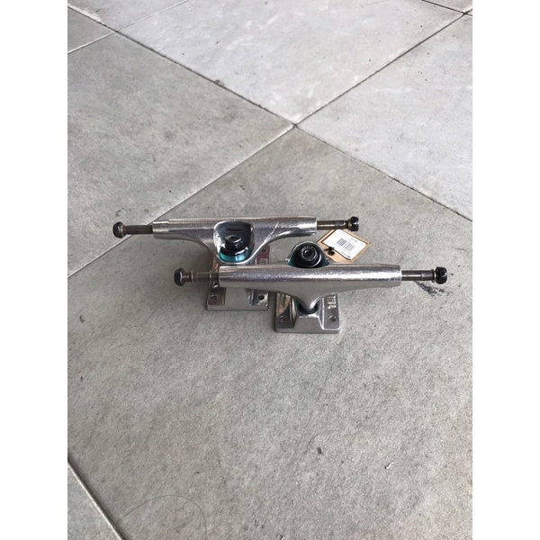 Truck skateboard Thunder trucks polish size 147