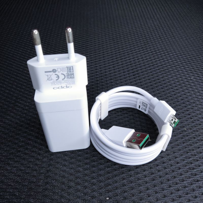 Charger Oppo VOOC 4A Fast Charging Original  / Charger Oppo F9 F1plus F3plus