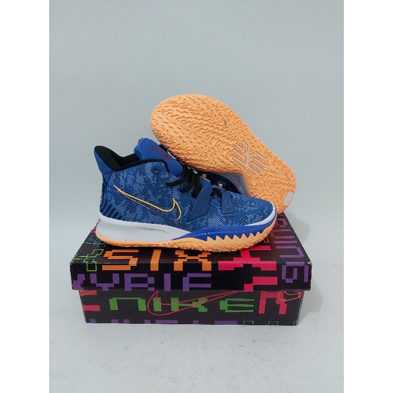 sepatu basket kyrie 7 sisterhood