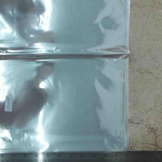 

♝ PLASTIK OPP 35 X 40 CM 20 MIC 100LBR / PLASTIK BENING KEMASAN BUNGKUS BAJU GAMIS LEBARAN GARMENT ۩