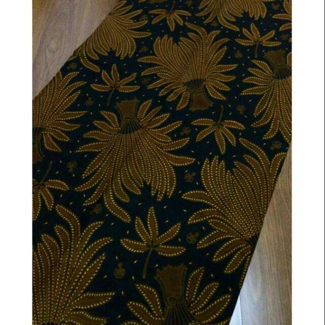 Batik sogan solo