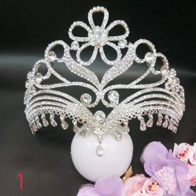 Mahkota pengantin motif bunga dan merak