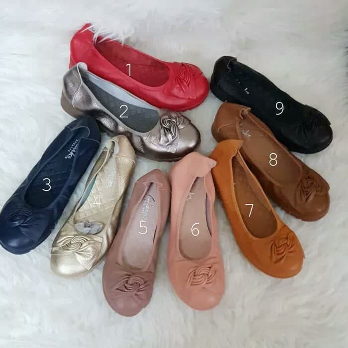 sepatu wanita Clark radial