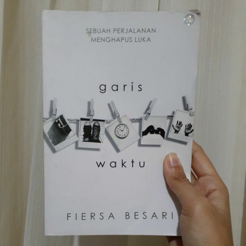 (BUKU BEKAS) GARIS WAKTU - FIERSA BESARI