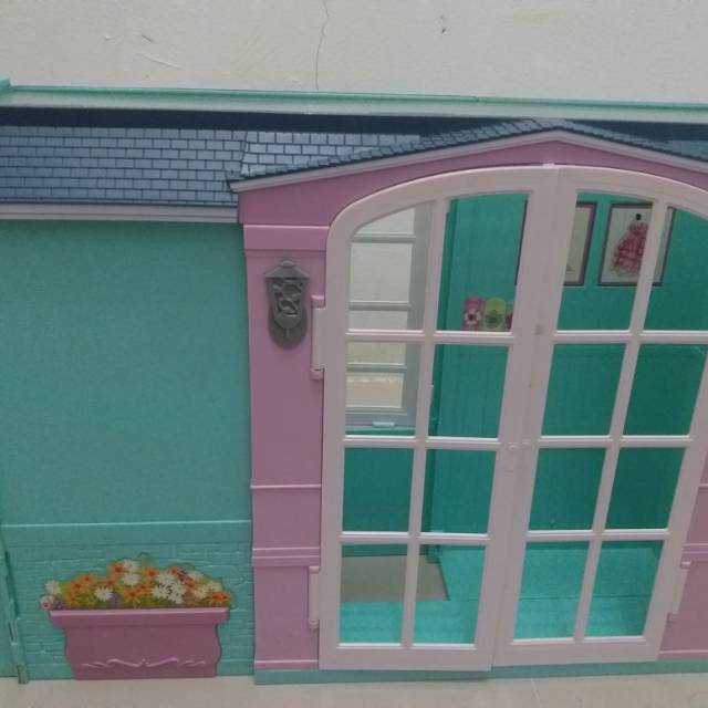 Preloved Rumah Barbie Mattel