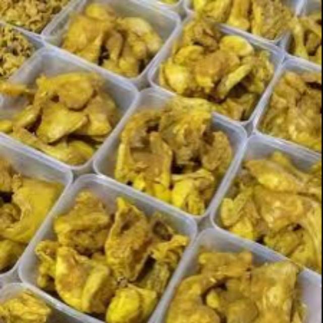 

Ayam ungkep bumbu kuning